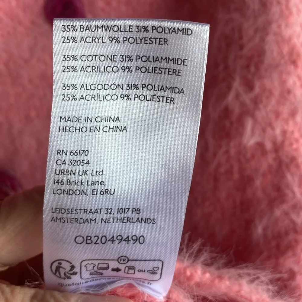 Free People NWT Winter Bloom Crewneck Raglan Sleeve Rosette detail Pullover lge - Picture 11 of 12